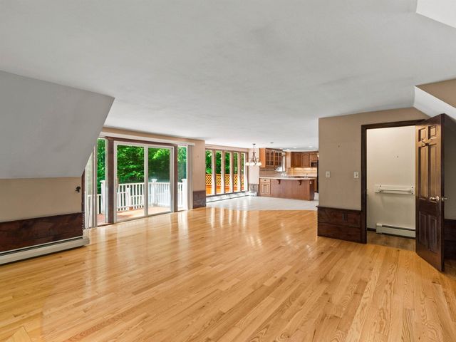 35 Sawyer Road, Hampstead, NH 03841