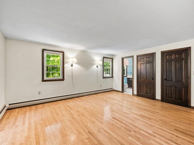 35 Sawyer Road, Hampstead, NH 03841