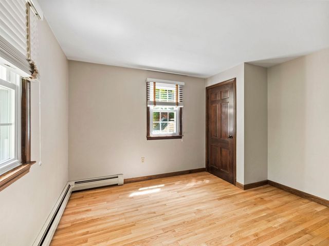 35 Sawyer Road, Hampstead, NH 03841