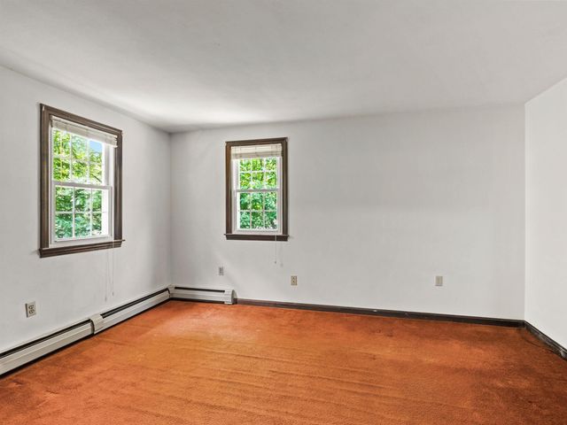 35 Sawyer Road, Hampstead, NH 03841