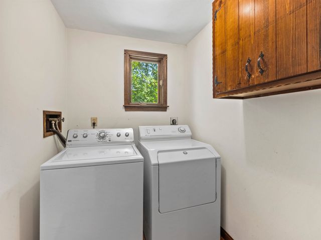 35 Sawyer Road, Hampstead, NH 03841