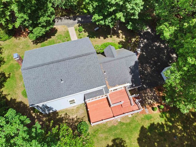 35 Sawyer Road, Hampstead, NH 03841
