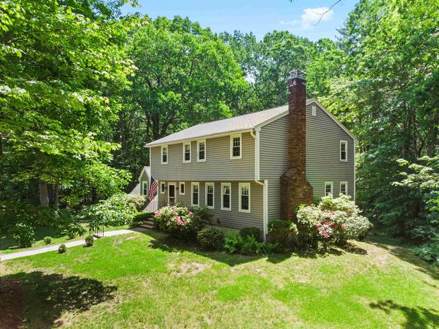 35 Sawyer Road, Hampstead, NH 03841