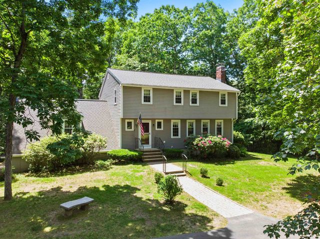 35 Sawyer Road, Hampstead, NH 03841