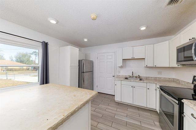 9782 SE 157TH LANE, Summerfield, FL 34491