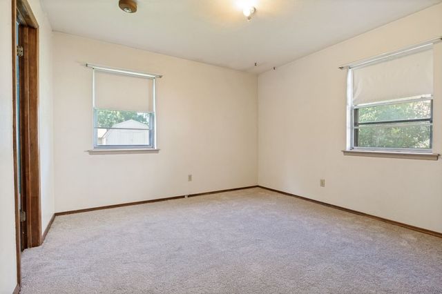 612 Glenn Drive, Euless, TX 76039