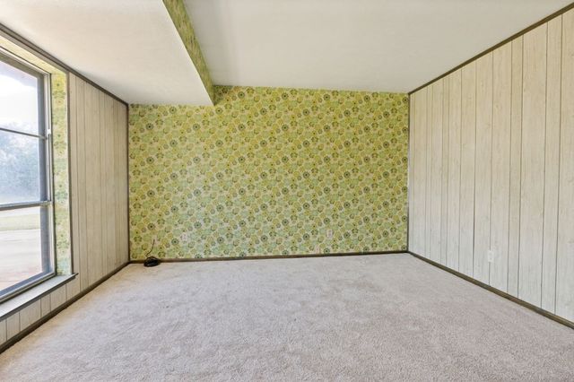 612 Glenn Drive, Euless, TX 76039