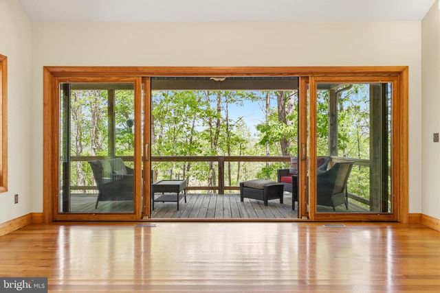 446 BROOMGRASS WAY, Gerrardstown, WV 25420