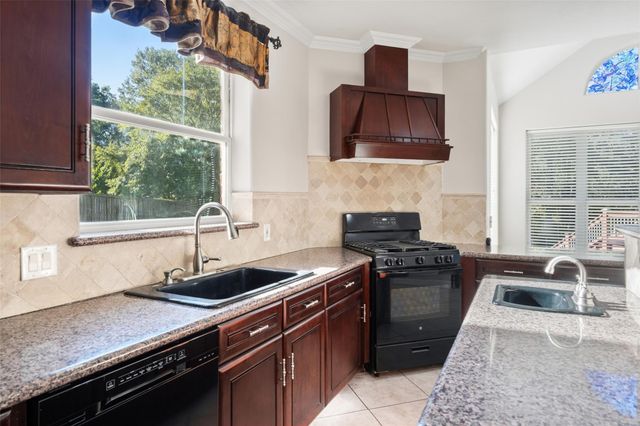 19211 Serpenteer Drive, Porter, TX 77365