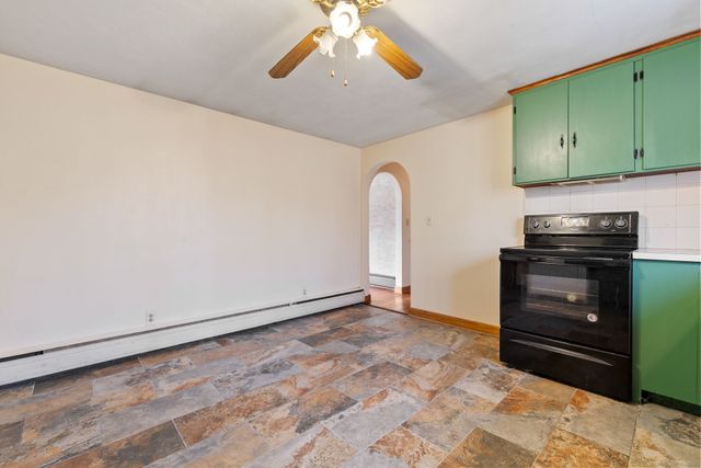 250 Long Hill Street, East Hartford, CT 06108