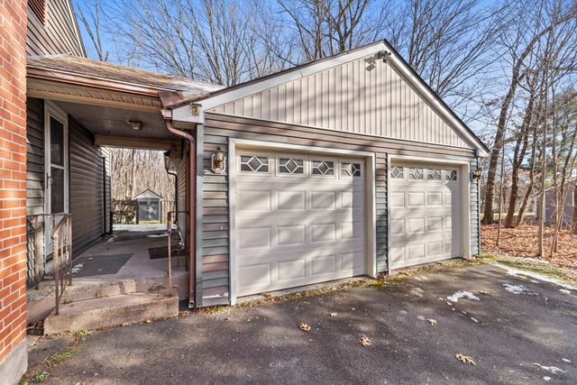 250 Long Hill Street, East Hartford, CT 06108