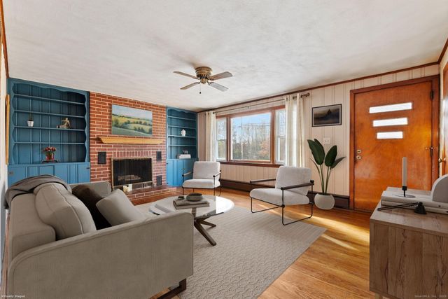 250 Long Hill Street, East Hartford, CT 06108