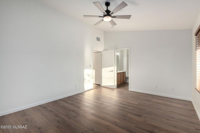 8070 S New Abbey Drive, Tucson, AZ 85747