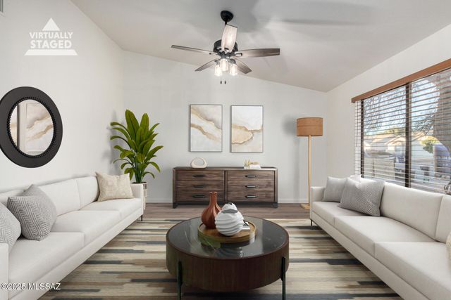 8070 S New Abbey Drive, Tucson, AZ 85747