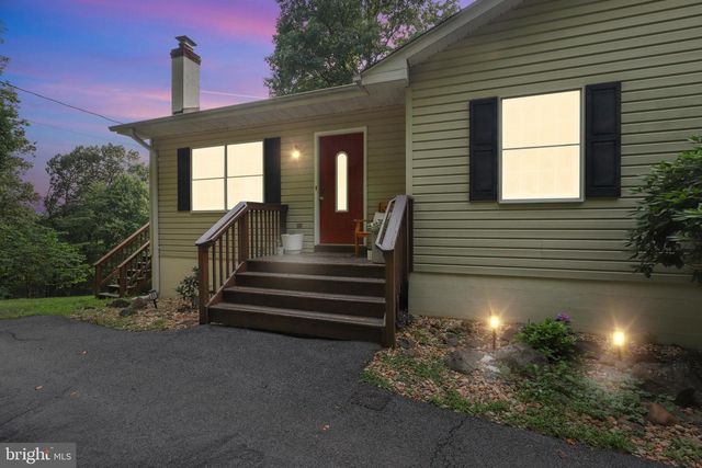 1336 GRANNY SMITH RD, Linden, VA 22642