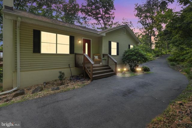 1336 GRANNY SMITH RD, Linden, VA 22642