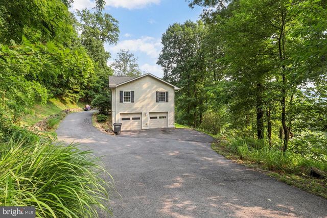 1336 GRANNY SMITH RD, Linden, VA 22642