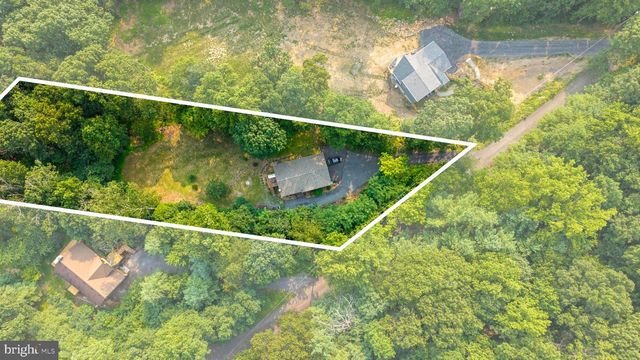 1336 GRANNY SMITH RD, Linden, VA 22642