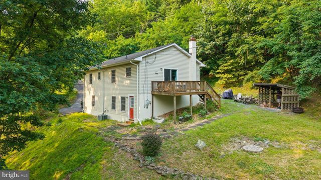 1336 GRANNY SMITH RD, Linden, VA 22642