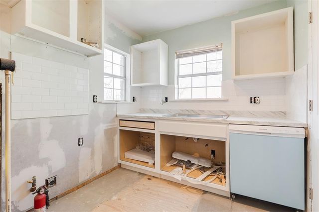 1911 NW 29 Street, Oklahoma City, OK 73106