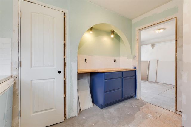 1911 NW 29 Street, Oklahoma City, OK 73106