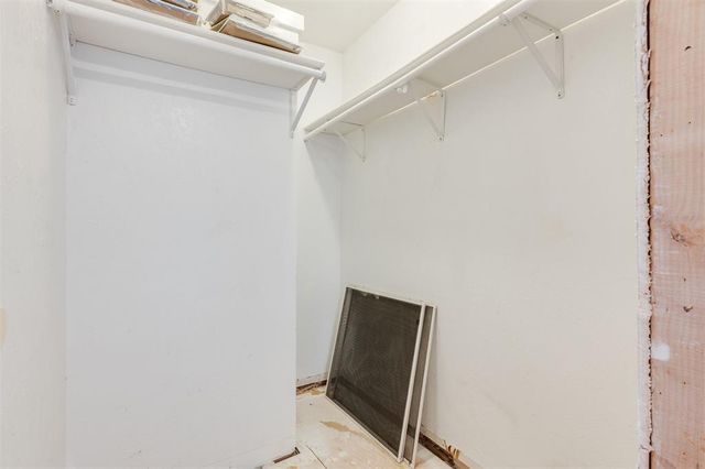 1911 NW 29 Street, Oklahoma City, OK 73106