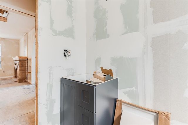 1911 NW 29 Street, Oklahoma City, OK 73106