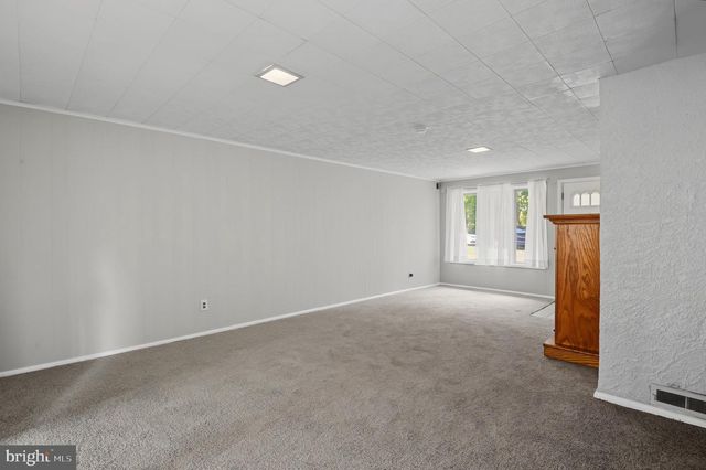108 WYOMING AVE, Wilmington, DE 19809