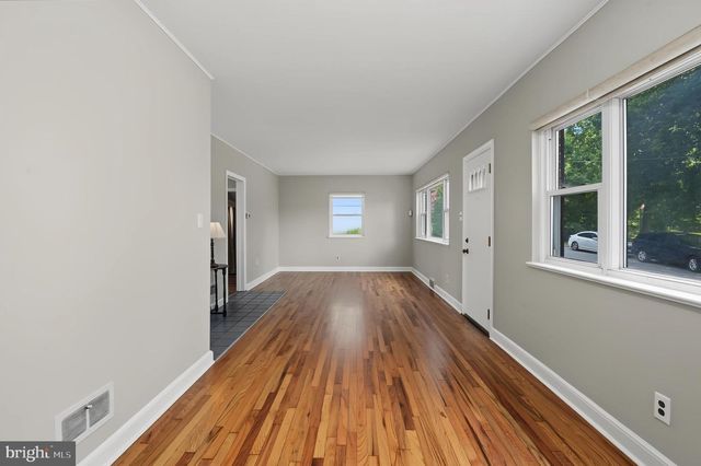 108 WYOMING AVE, Wilmington, DE 19809