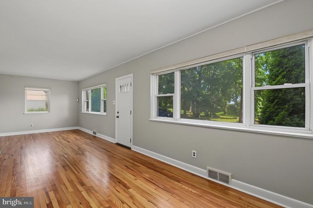 108 WYOMING AVE, Wilmington, DE 19809