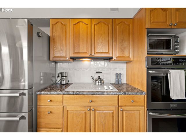 7929 Sw 4TH Ave, Portland, OR 97219