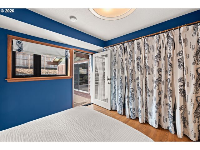 7929 Sw 4TH Ave, Portland, OR 97219