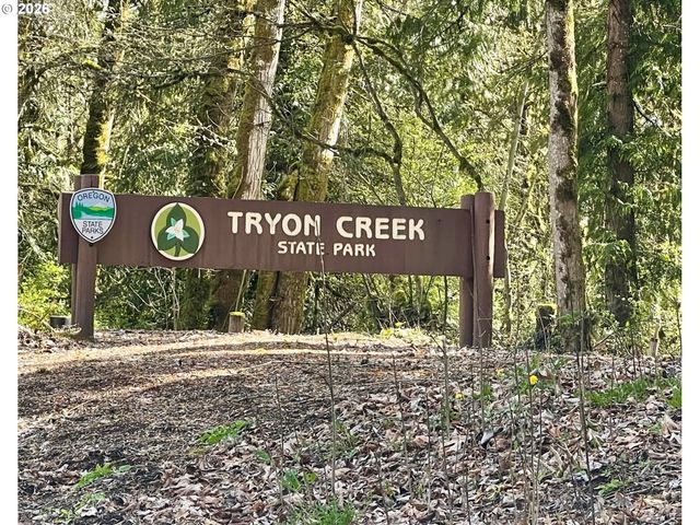 7929 Sw 4TH Ave, Portland, OR 97219