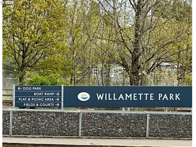 7929 Sw 4TH Ave, Portland, OR 97219