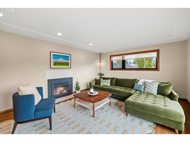 7929 Sw 4TH Ave, Portland, OR 97219