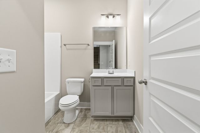 1425 Suzanne Drive, Murfreesboro, TN 37128