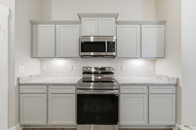 1425 Suzanne Drive, Murfreesboro, TN 37128