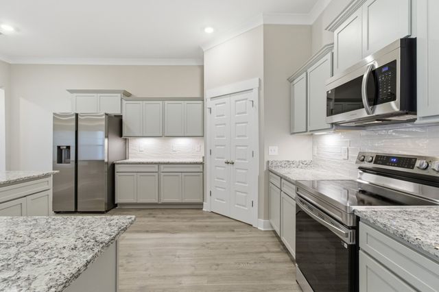 1425 Suzanne Drive, Murfreesboro, TN 37128