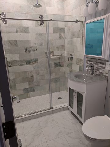 6328 N Magnolia Avenue, Chicago, IL 60660