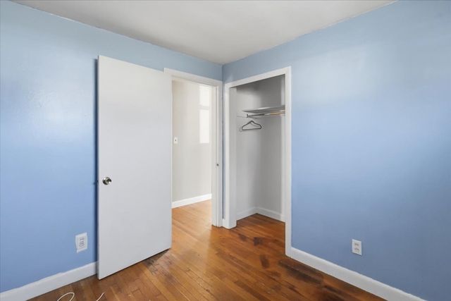 13 Horton St, Taunton, MA 02780