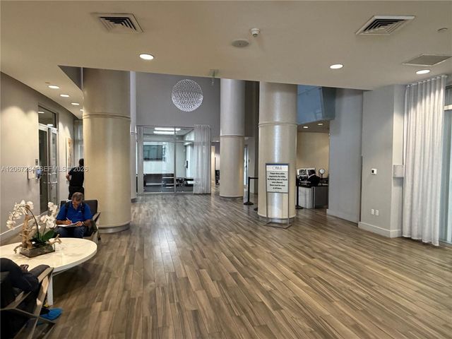1750 N Bayshore Drive 2308, Miami, FL 33132