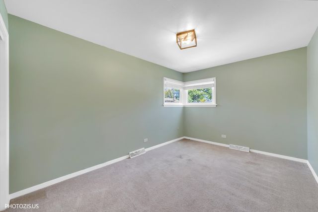 6200 W 128th Street, Palos Heights, IL 60463