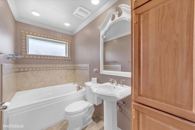 6200 W 128th Street, Palos Heights, IL 60463