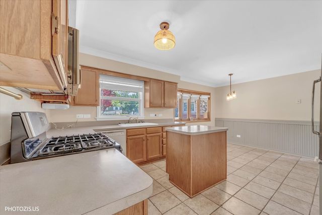 6200 W 128th Street, Palos Heights, IL 60463