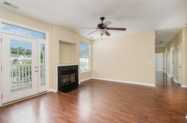 3009 Winston Drive Unit 90, Burlington, NC 27215