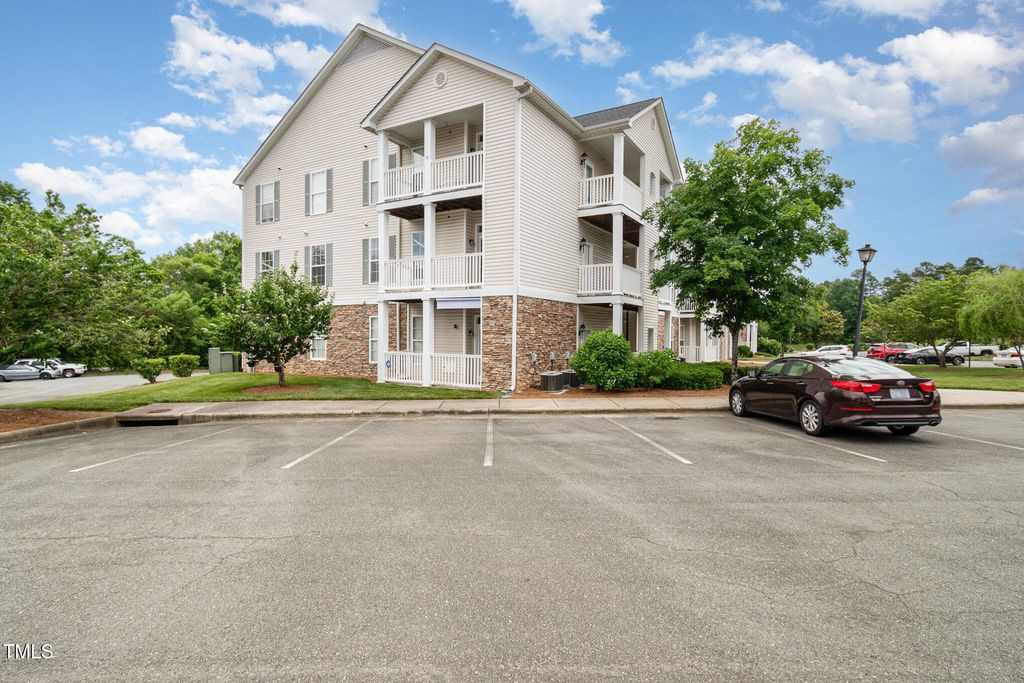 3009 Winston Drive Unit 90, Burlington, NC 27215