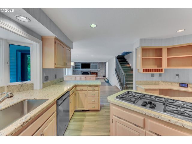 14240 Nw HARVEST Ln, Portland, OR 97229