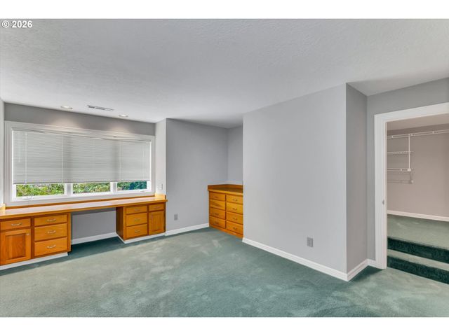 14240 Nw HARVEST Ln, Portland, OR 97229