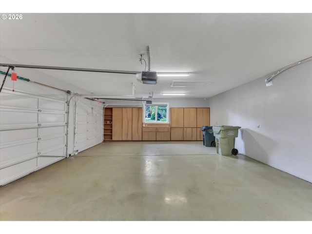 14240 Nw HARVEST Ln, Portland, OR 97229