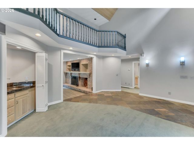14240 Nw HARVEST Ln, Portland, OR 97229